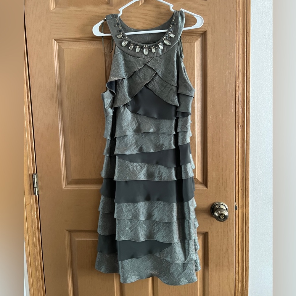 Women’s Formal Dress Olive Green Size 16